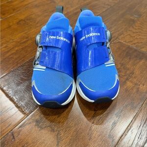New Balance Dynasoft Reveal v4 Boa 2 wide kids shoes blue